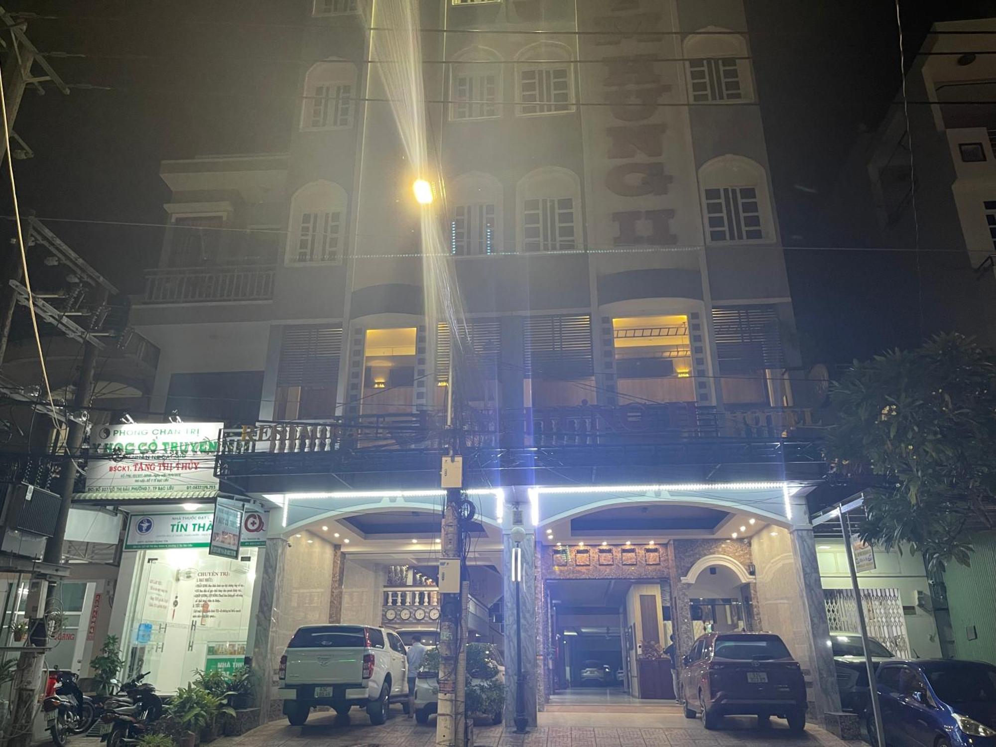 Khach San Kim Hung 2 Hotel Bac Lieu Kültér fotó